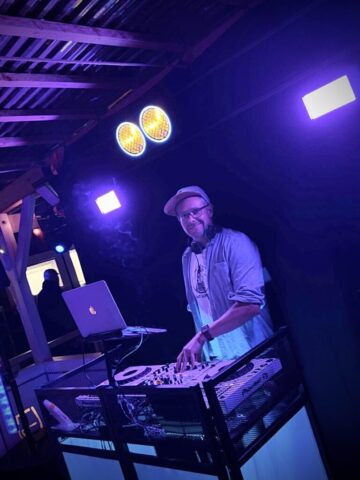 51c47c22-bc6e-421d-bc1d-92964ecf9a95