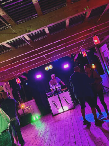 D7703A41-07D4-4B1D-8222-8427031039A7